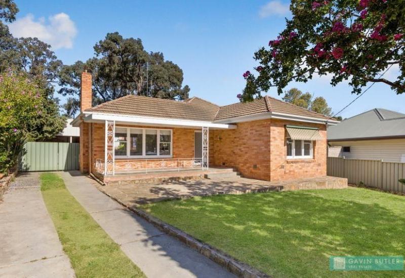 Beautifully renovated home on a fabulous 782m2 block