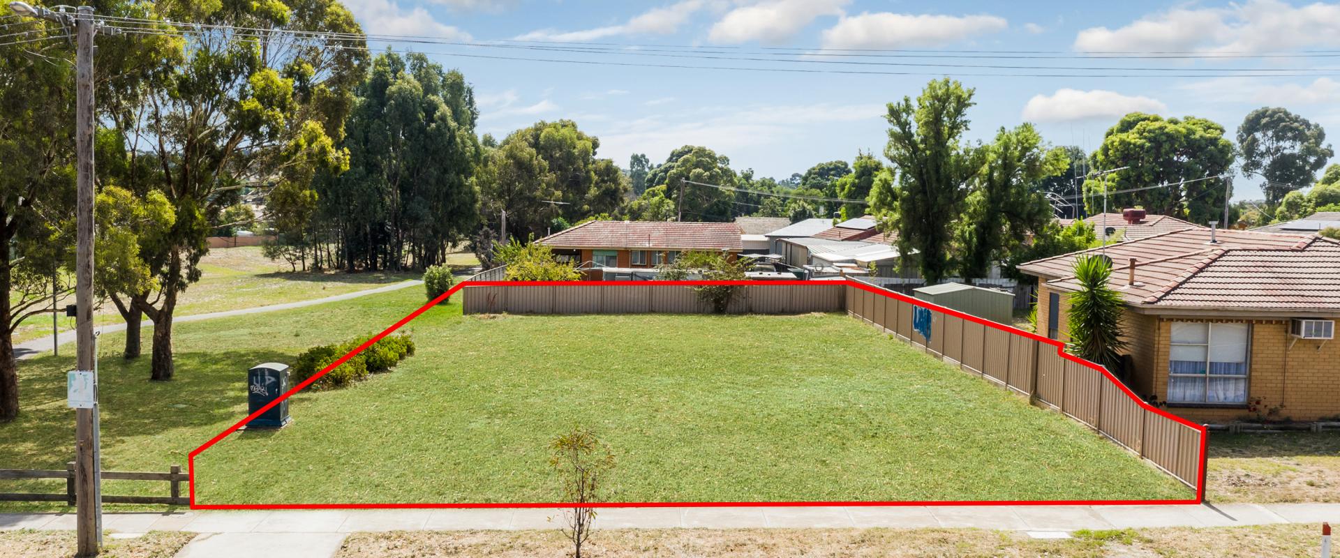 Gavin Butler Real Estate Ideal development site of 719m2 overlooking reserve area