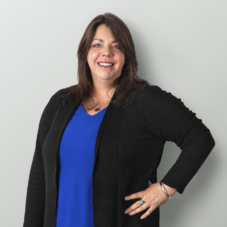 Jennifer Walkom photo