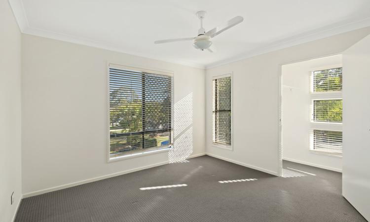 2, 81b Gordon Street, Ormiston, QLD