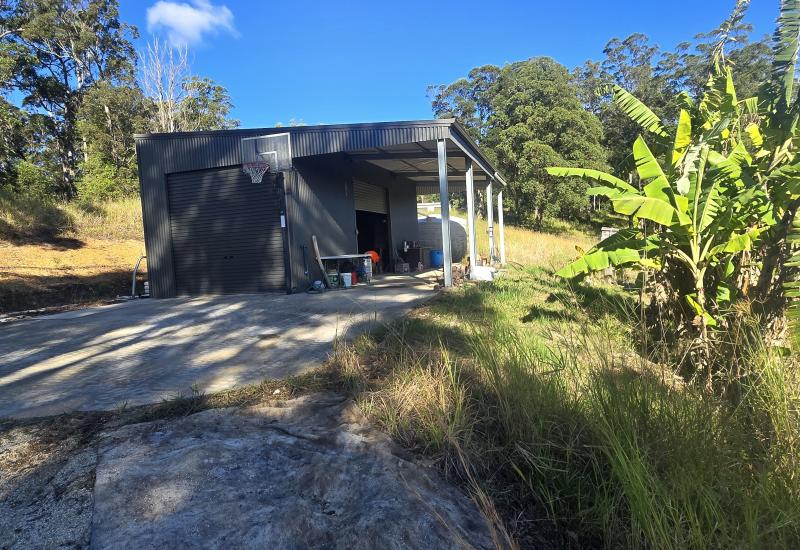 Northerly Aspect Block in Great Location!