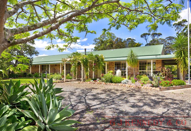 YOUR PERFECT COASTAL LIFESTYLE AWAITS