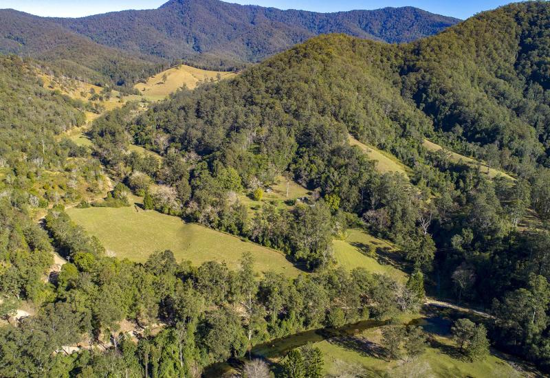 PRIVATE PARADISE – SELF SUFFICIENT LIFESTYLE AWAITS