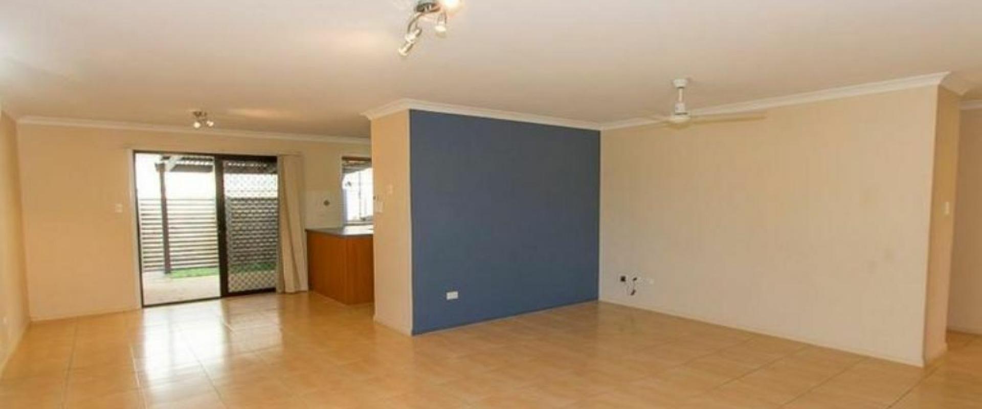 Gladstone Real Estate 3 Bedroom Duplex in Clinton