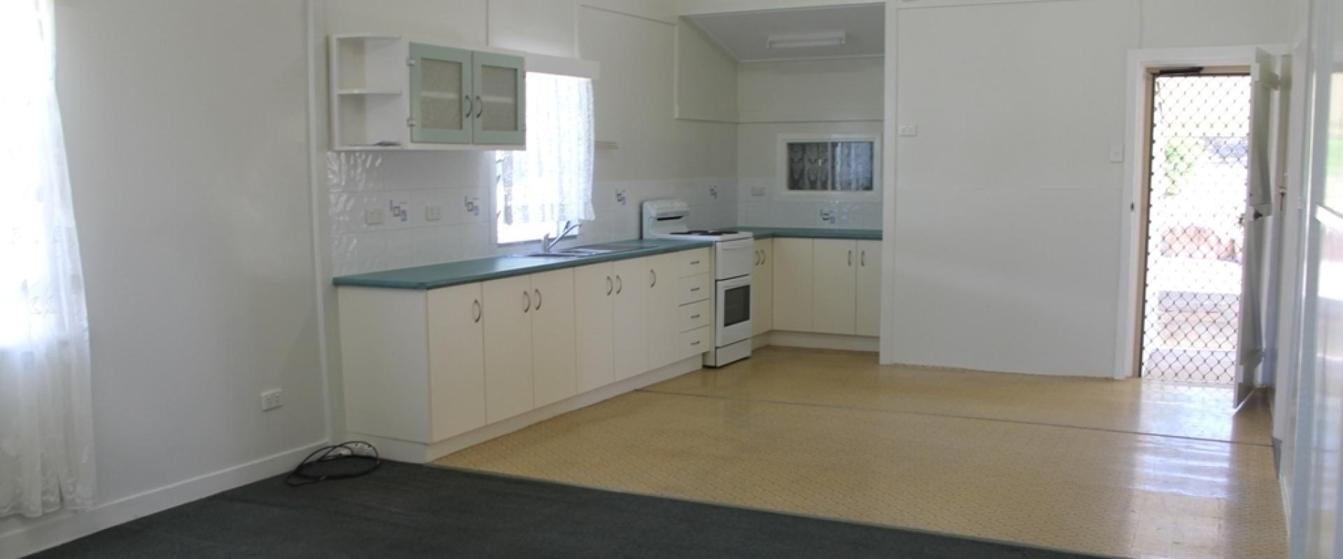 Gladstone Real Estate Comfortable & Afforable