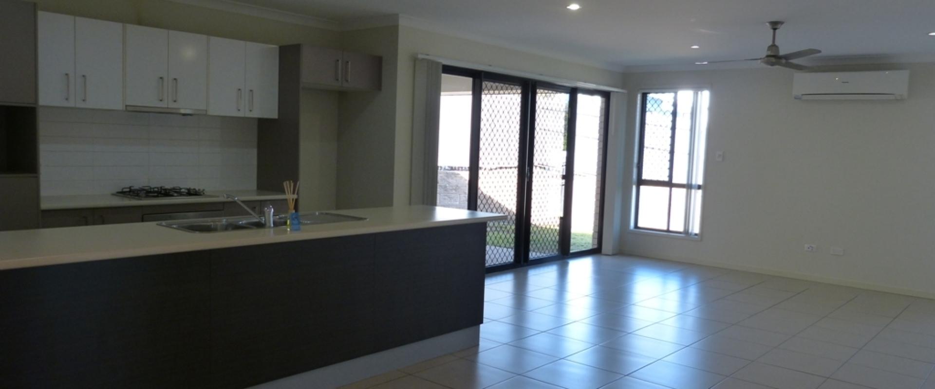 Gladstone Real Estate Air Conditioned Duplex