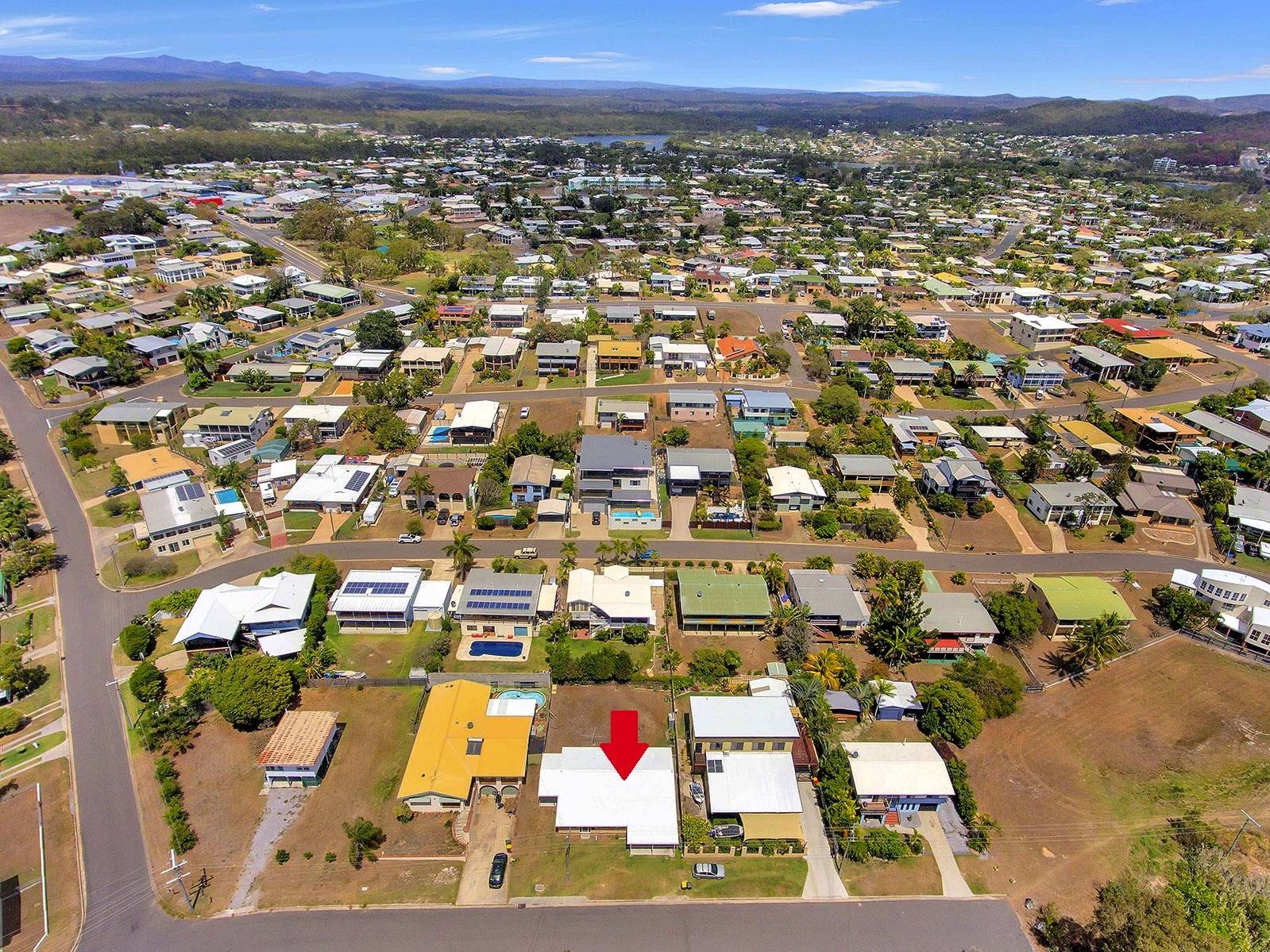 Gladstone Real Estate Duplex close to Tannum Sands Beach!!!!