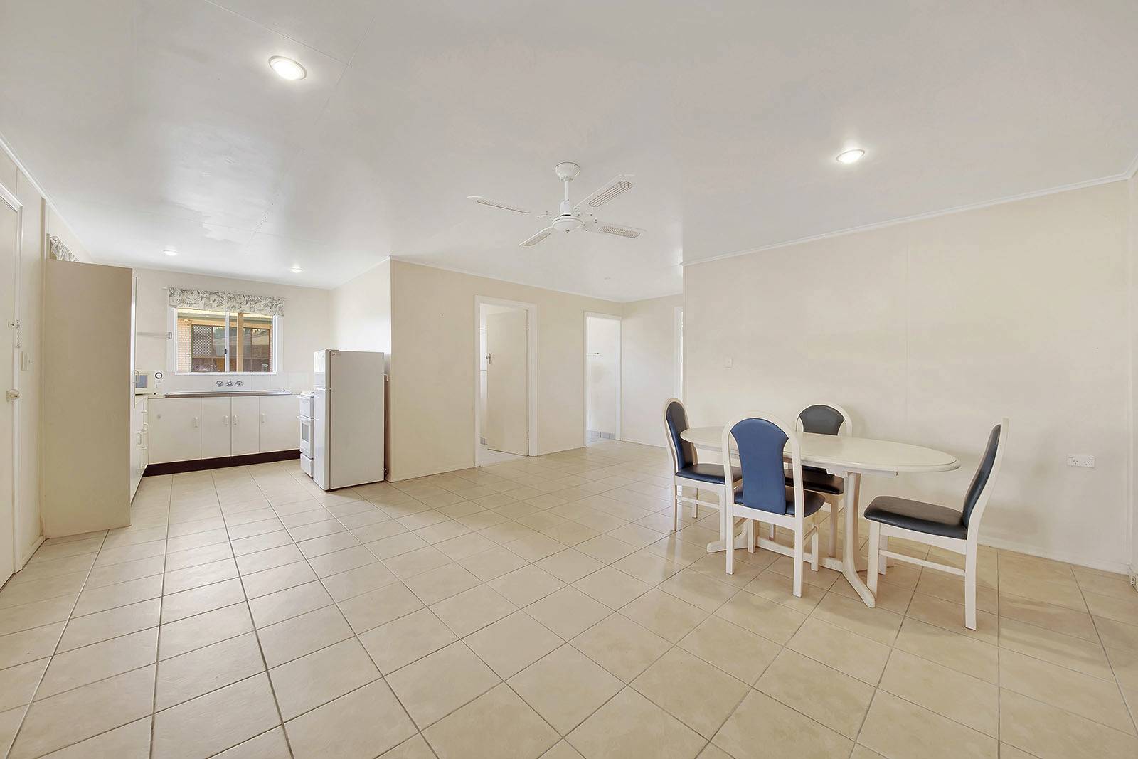 Gladstone Real Estate Duplex close to Tannum Sands Beach!!!!