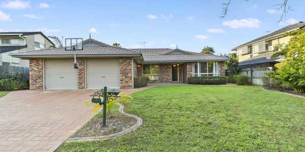 Graeme and Debra (Buyer) testimonial image