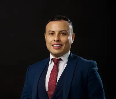 Manuel Flores photo
