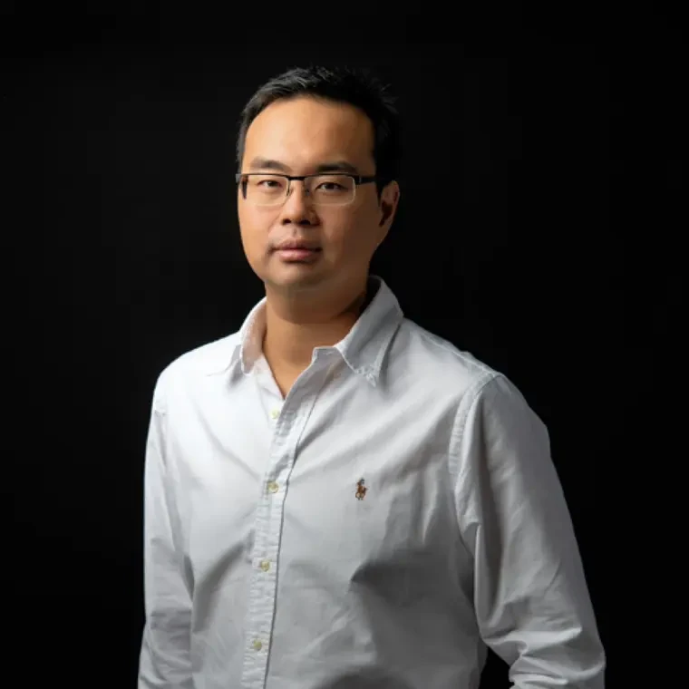 Robin Yong