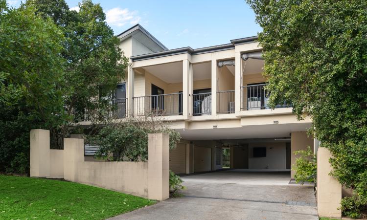 Stylish, Spacious & Secure Living in the Heart of Annerley