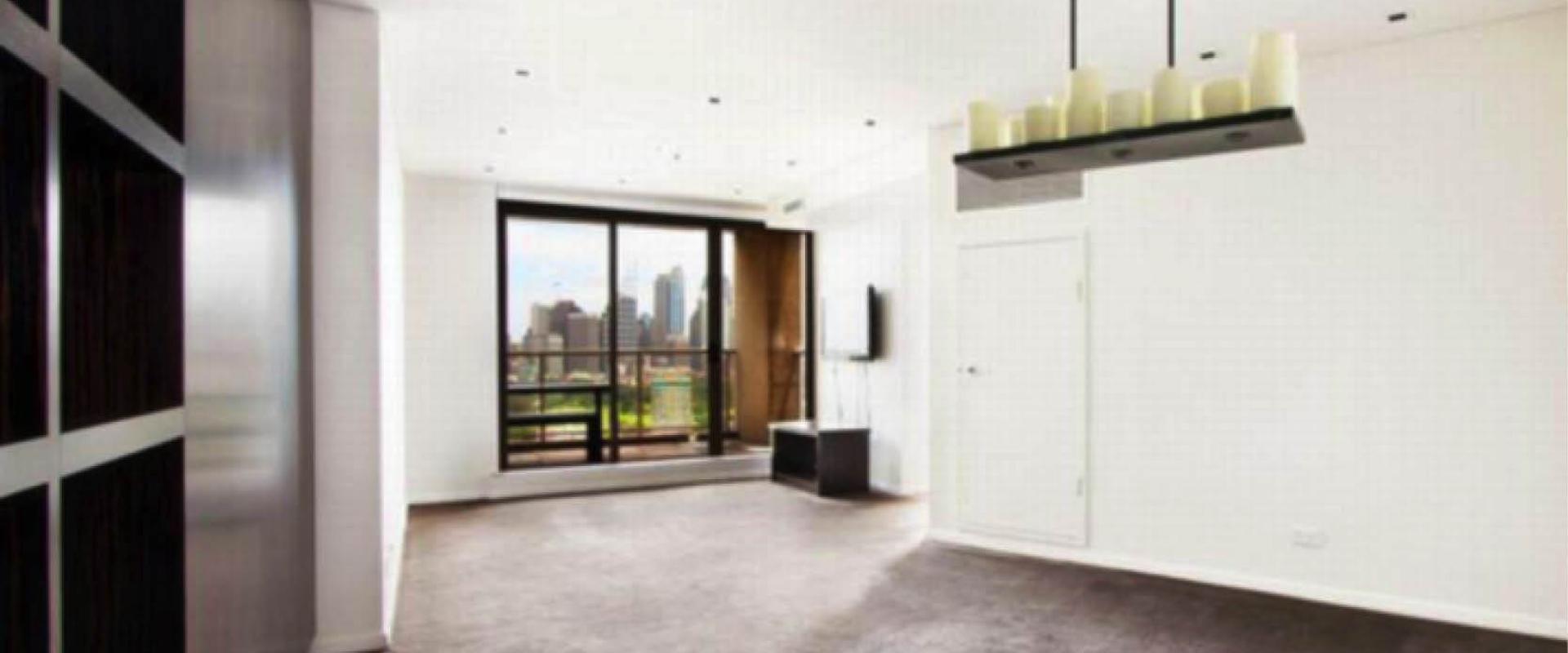 Greencliff "THE ELAN" TWO BEDROOM APARTMENT WITH SUPERB VIEWS & CARSPACE!