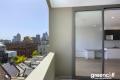 Amazing Rooftop Area with Skyline views and BBQ - Brand New apartment