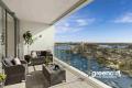 Stunning Harbour Views in the Heart of Milsons Point Village