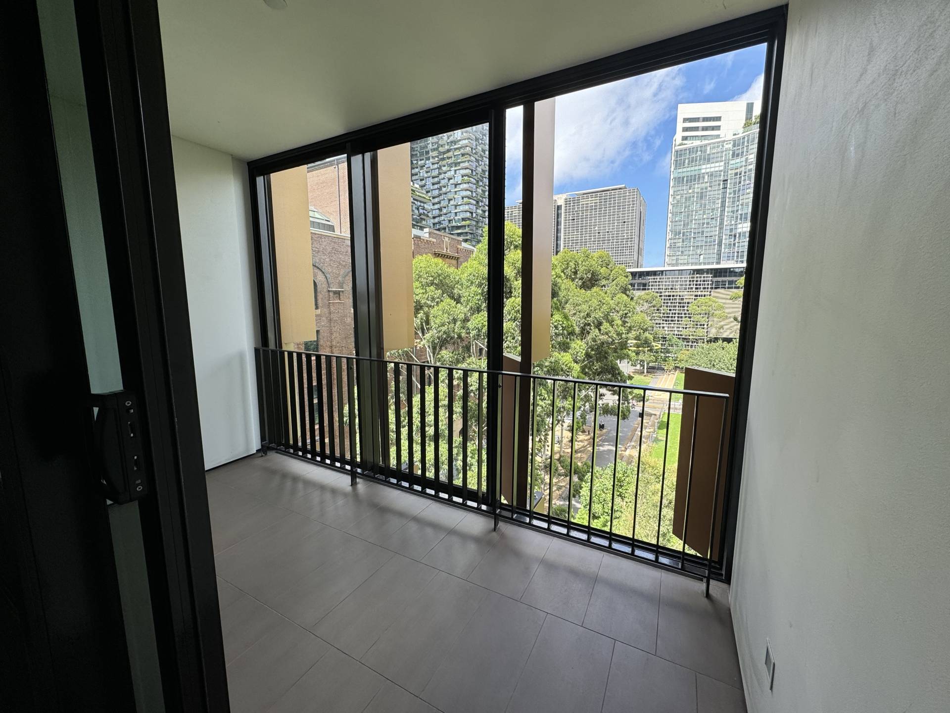 24 Cottrell Street, Werribee - Thumbnail 2
