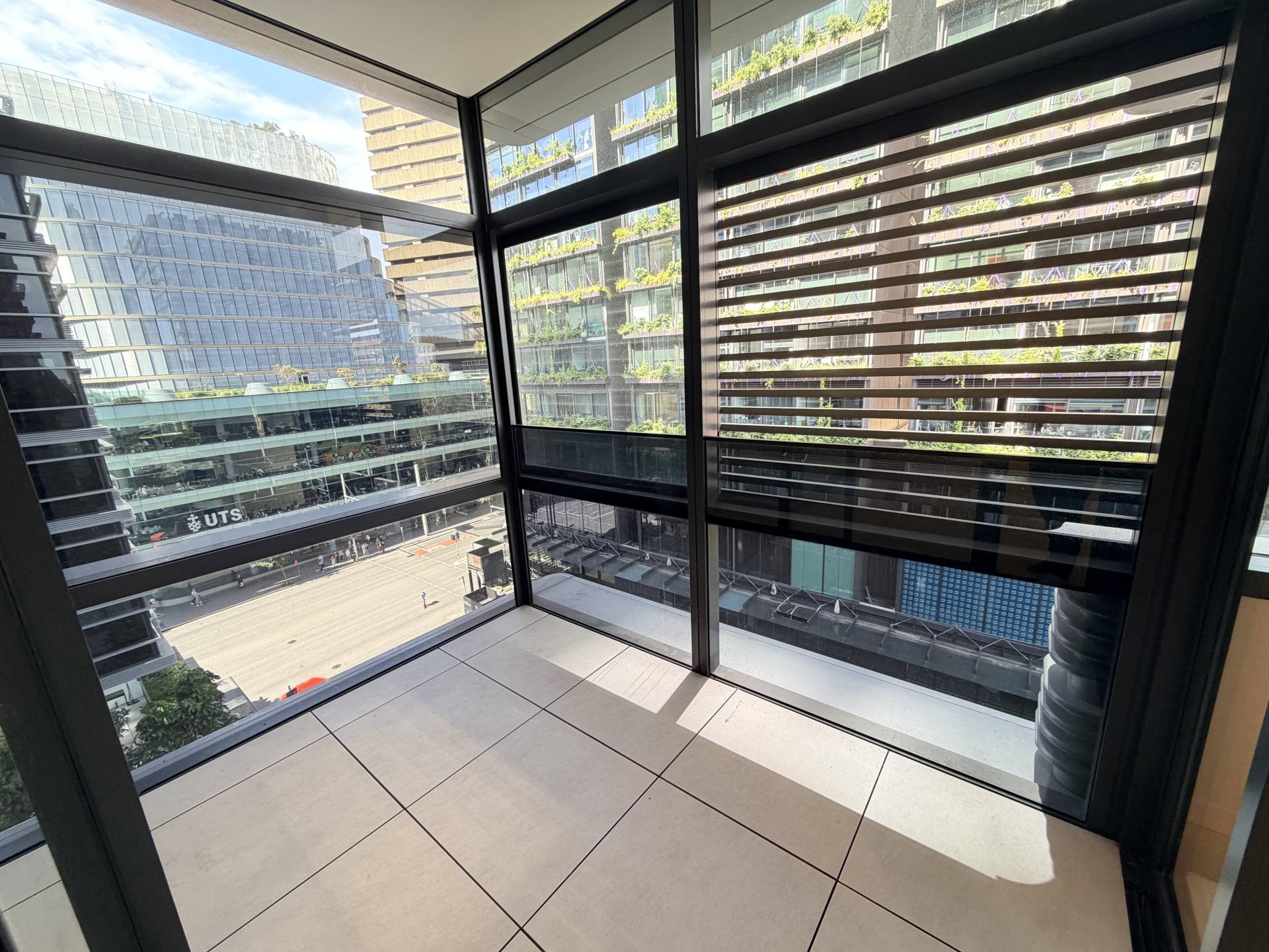 1 Chippendale Way, Chippendale - Thumbnail 2