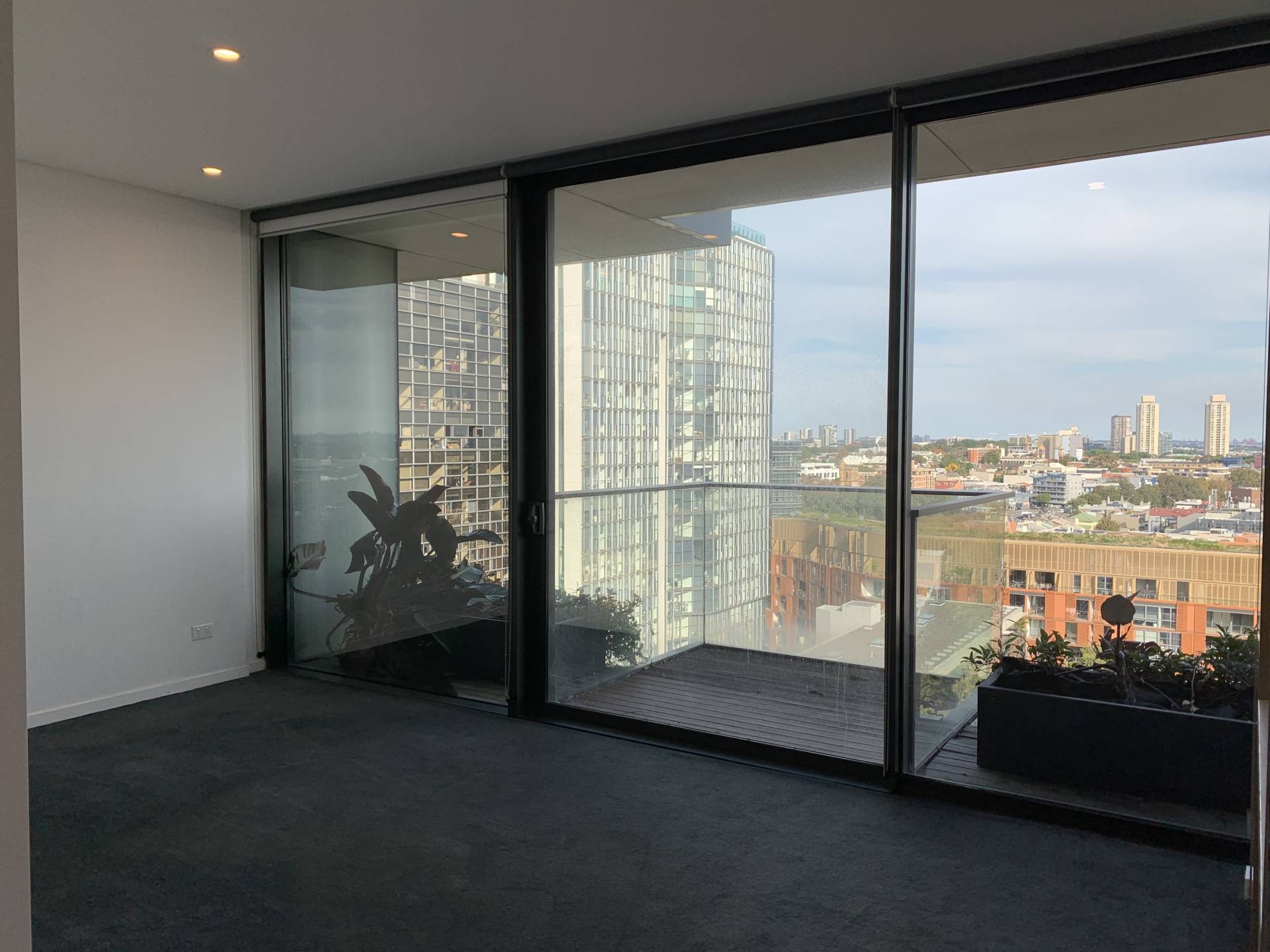 2 Chippendale Way, Chippendale - Thumbnail 4