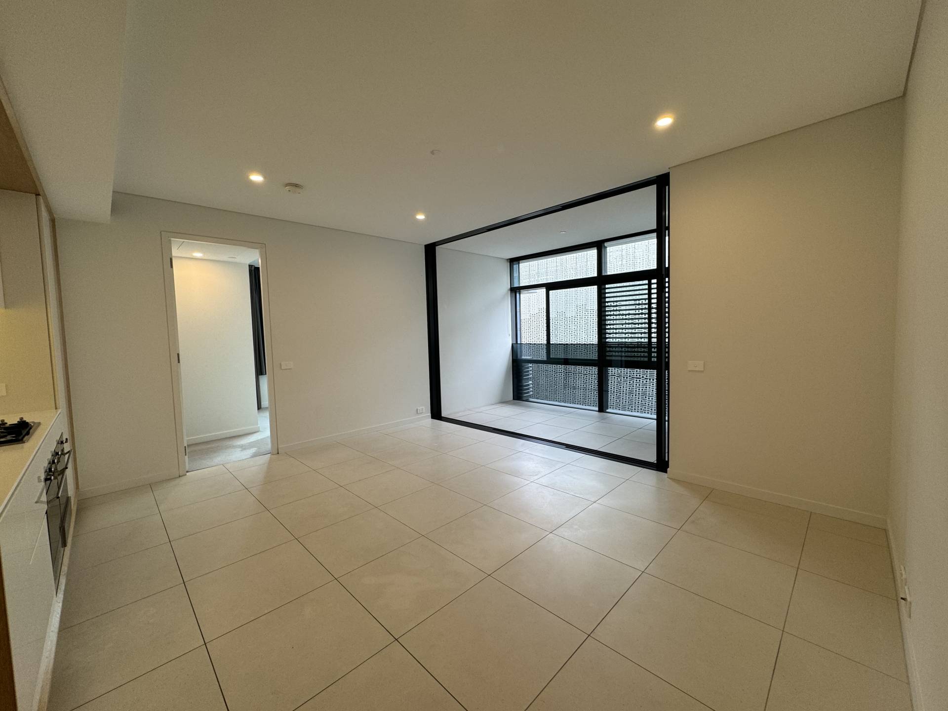 1 Chippendale Way, Chippendale - Thumbnail 8