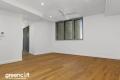 STUNNING ONE BEDROOM APARTMENT WITH CAR SPACE IN DULWICH GREEN