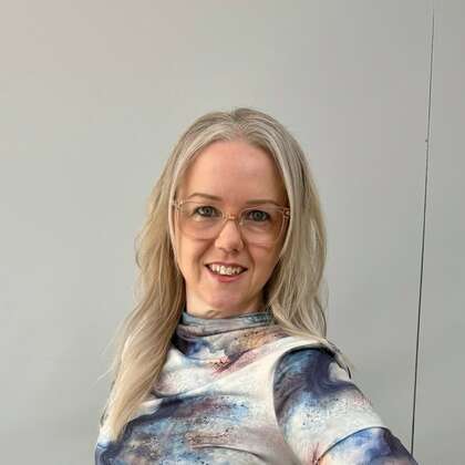 Alice McSweeny photo