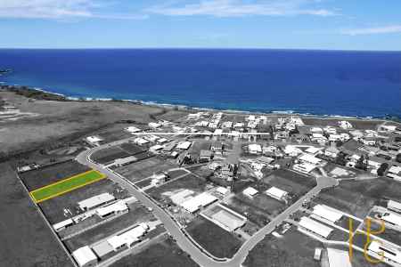 Expansive Coastal Allotment in Prestigious Ocean Heights Estate