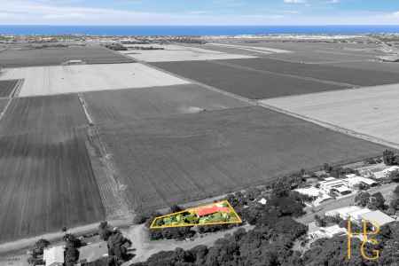 Ocean Views on 1,009sqm with Shed and Dual Living Potential