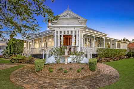 Iconic Heritage Queenslander in the Heart of Bundaberg – The Cran House