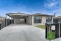 Spacious Home in the Heart of Gladstone Park!