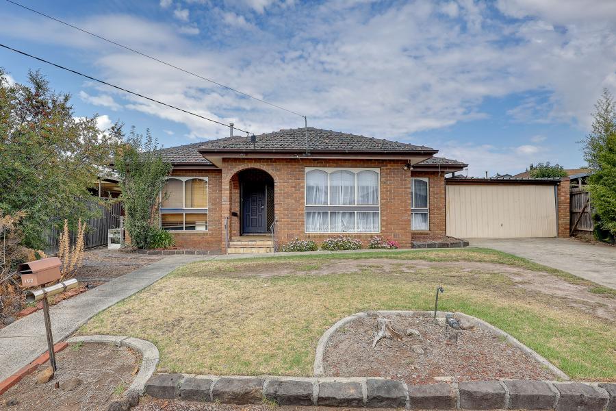 Comfortable Family Living with Investment Appeal!