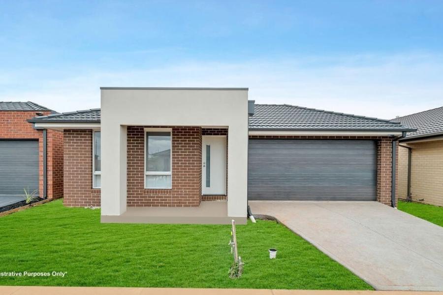 Family Living in the Heart of Thornhill Park!