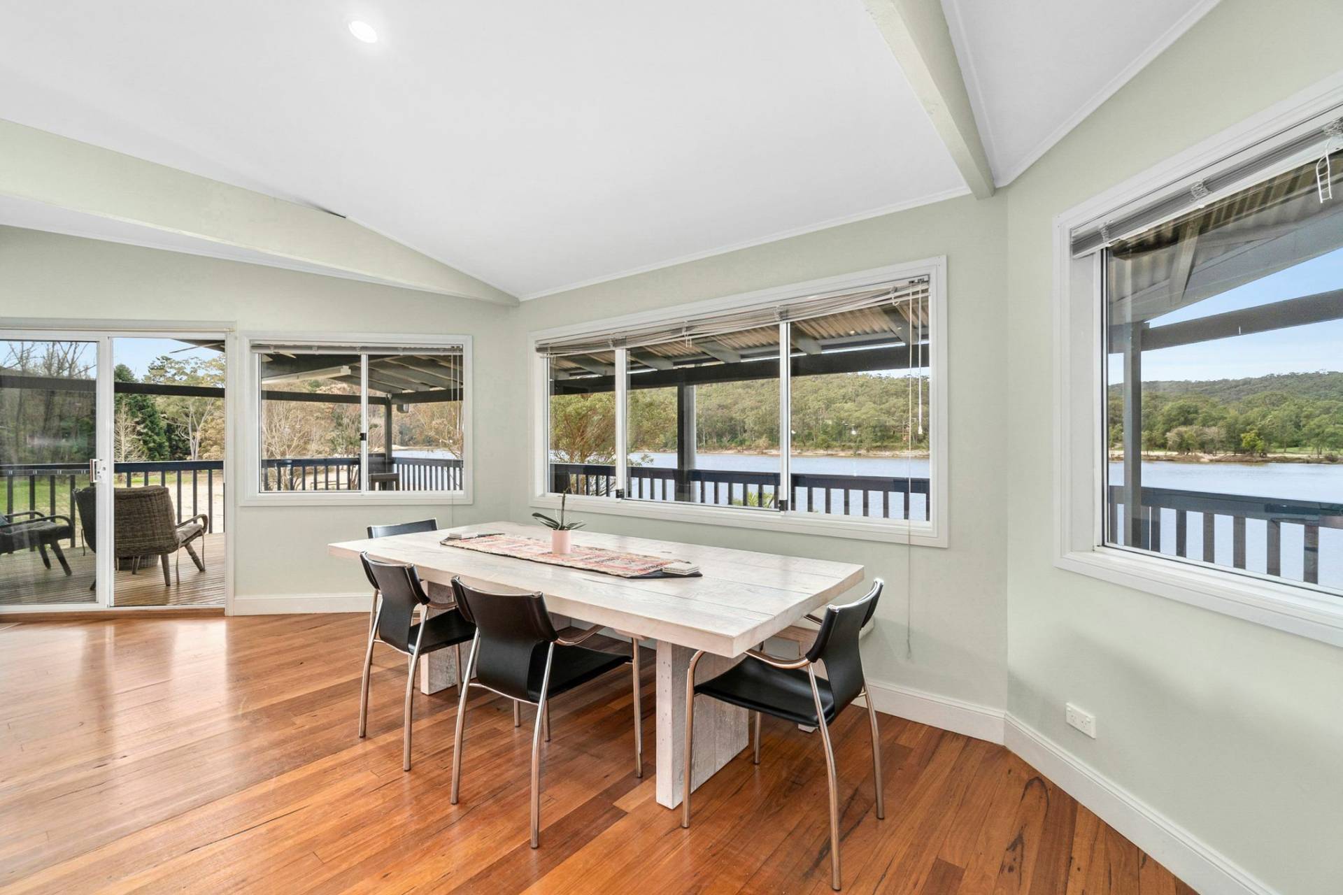 1426 River Rd, Lower Portland - Thumbnail 3