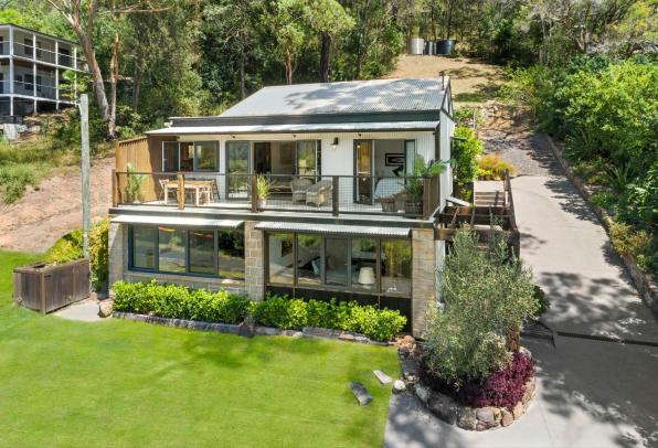 Beautifully Reimagined Spencer Village Retreat