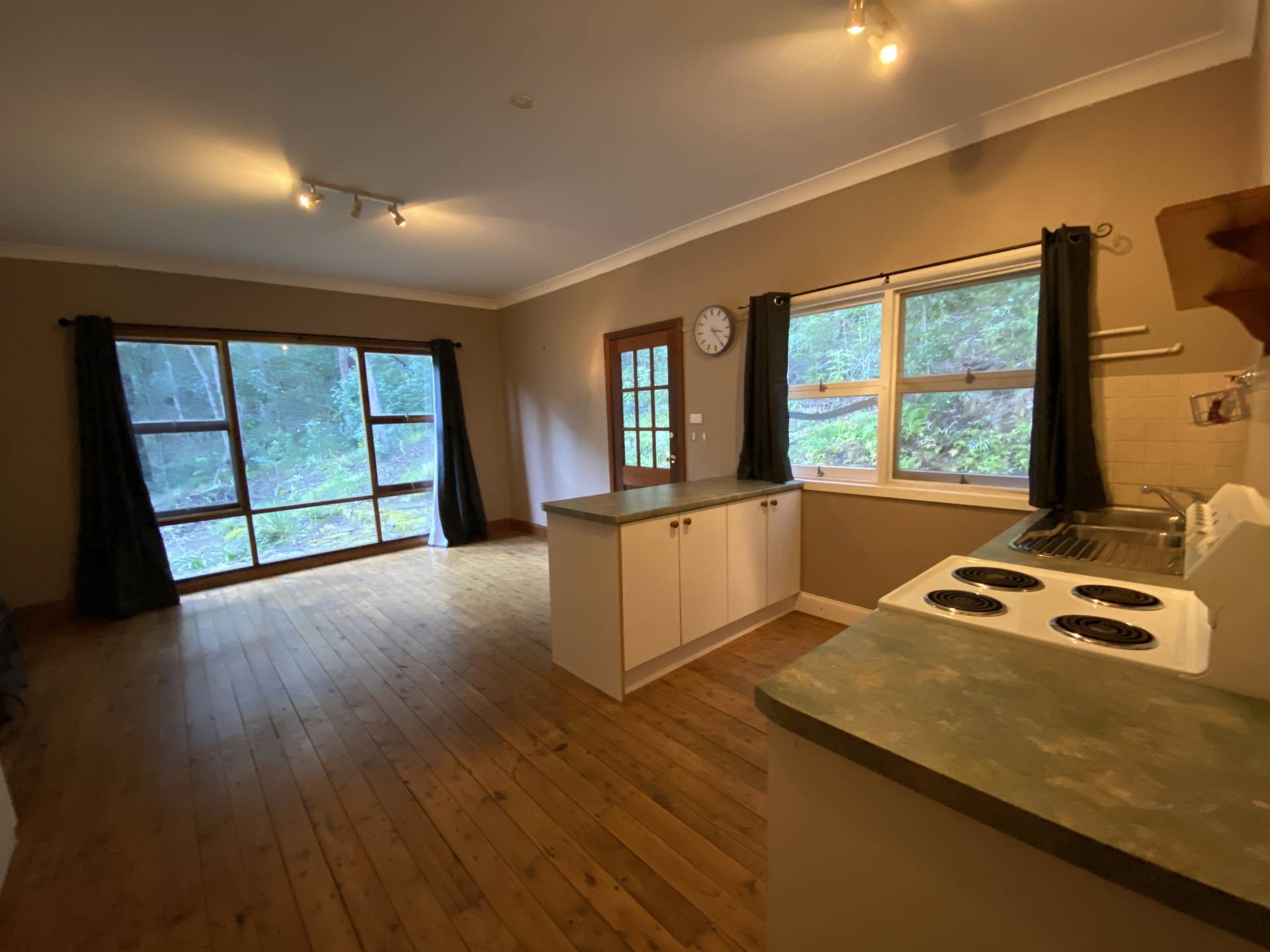 248 Settlers Rd, Lower Macdonald - Thumbnail 3