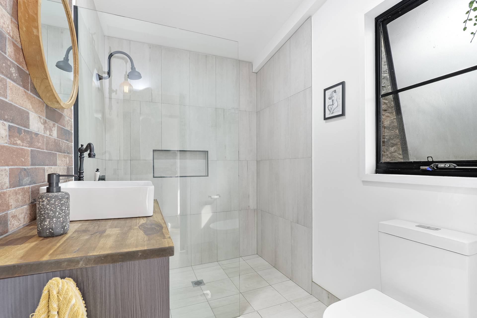8 Singleton Rd, Wisemans Ferry - Thumbnail 5