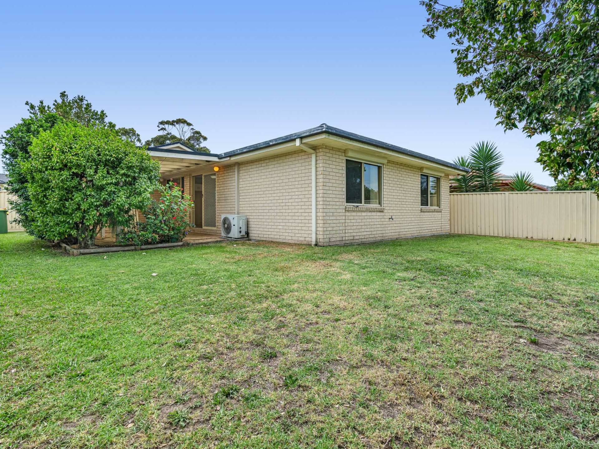7 Georgia Dr, Hamlyn Terrace - Thumbnail 3