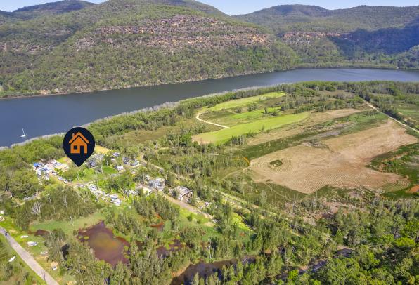 Over an Acre of Vacant Land-Hawkesbury Waterfront