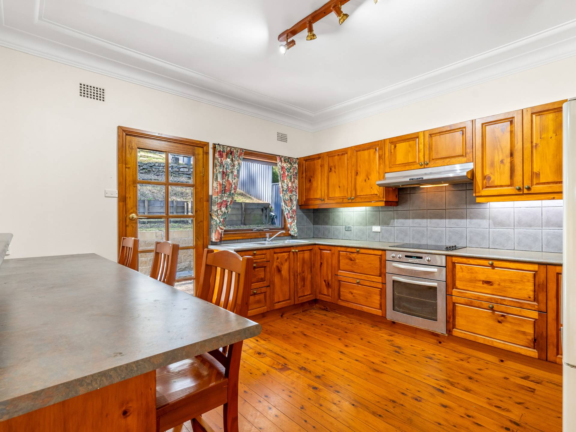206 Settlers Rd, Lower Macdonald - Thumbnail 3