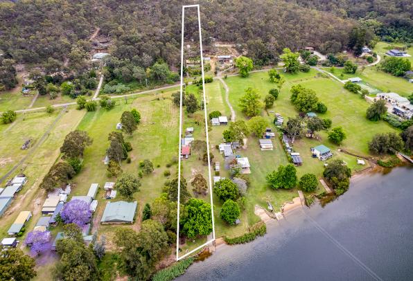 Hawkesbury River Waterfront