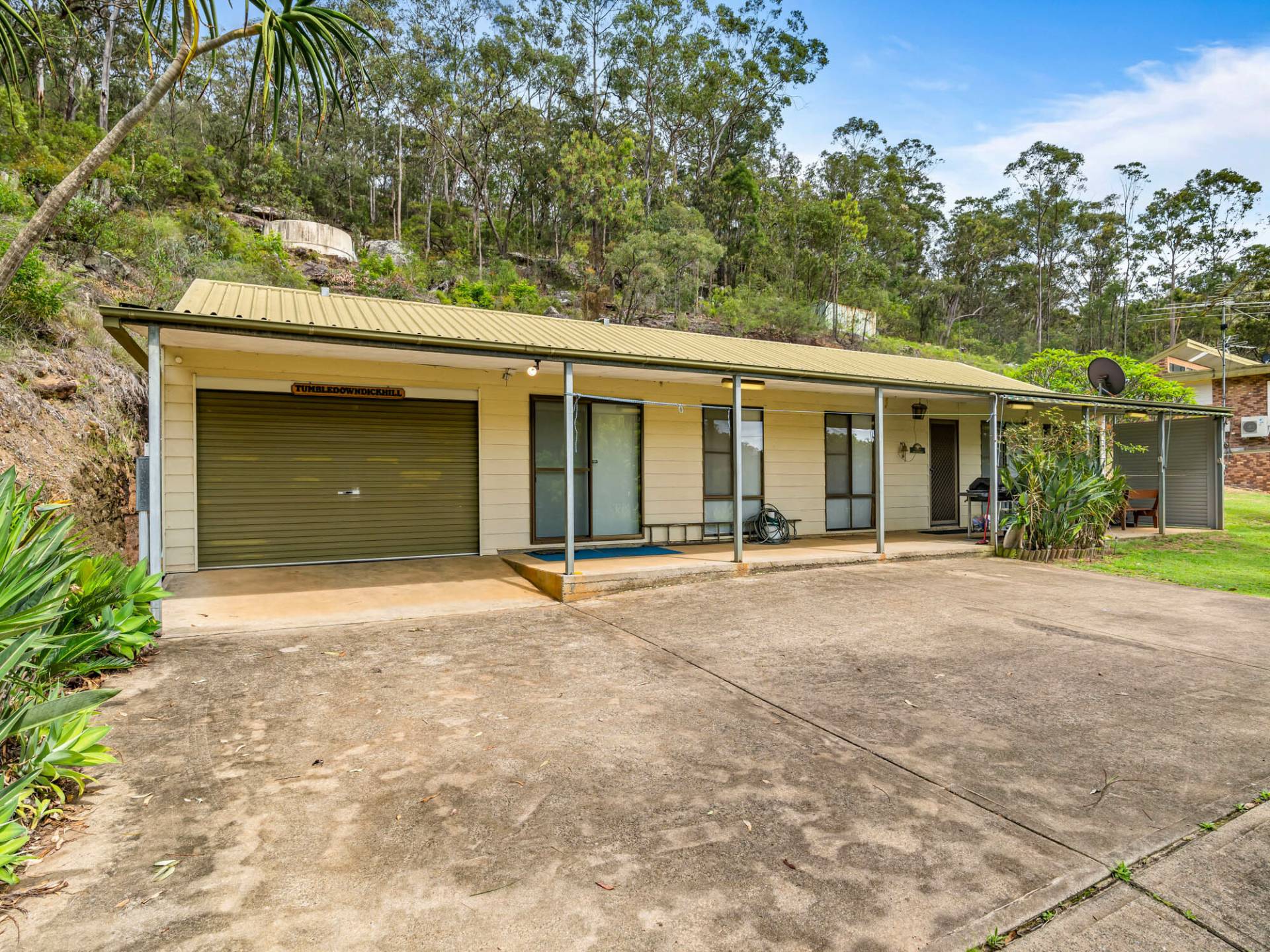574 Chaseling Rd S, Leets Vale - Thumbnail 3