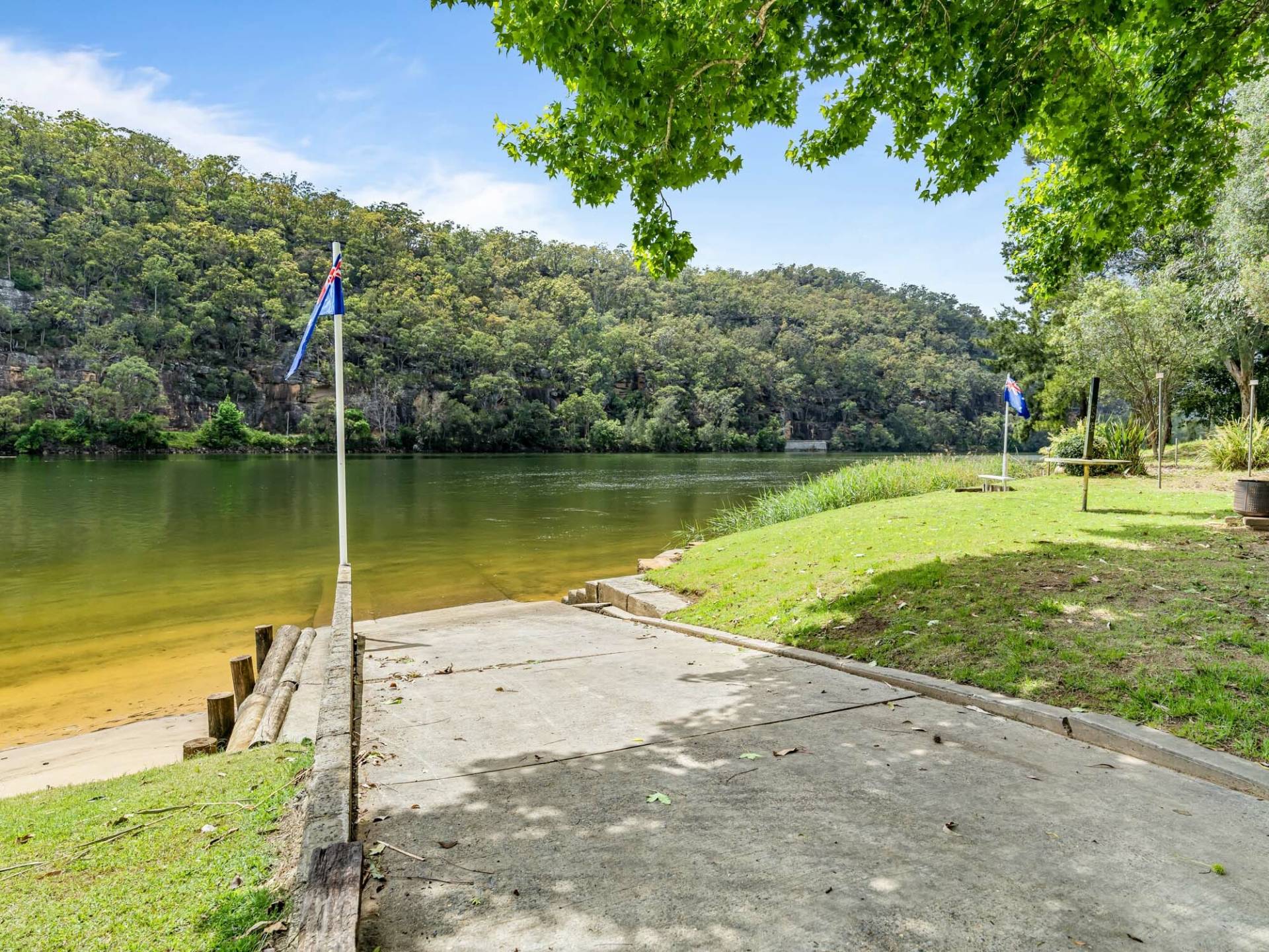 574 Chaseling Rd S, Leets Vale - Thumbnail 6