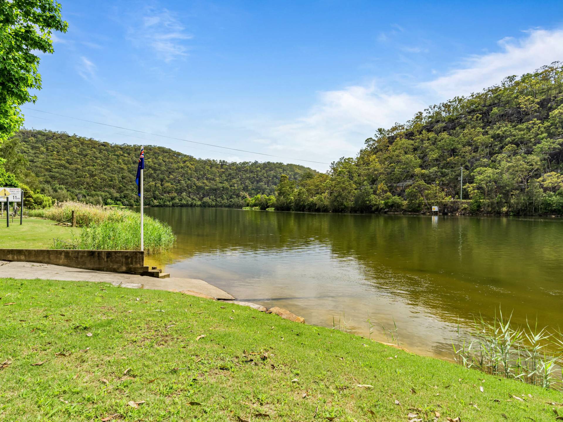 574 Chaseling Rd S, Leets Vale - Thumbnail 2