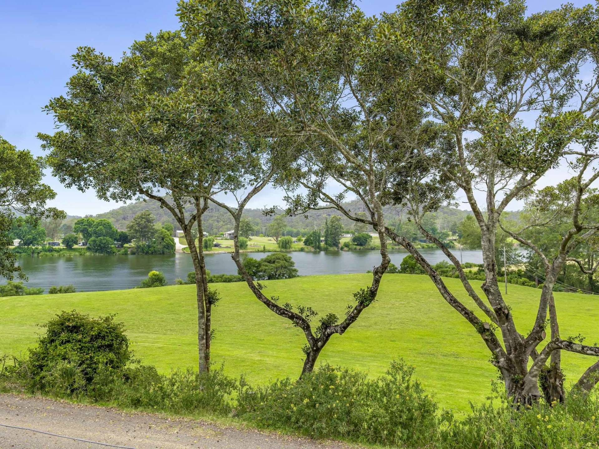 501 Laws Farm Rd, Cumberland Reach - Thumbnail 3