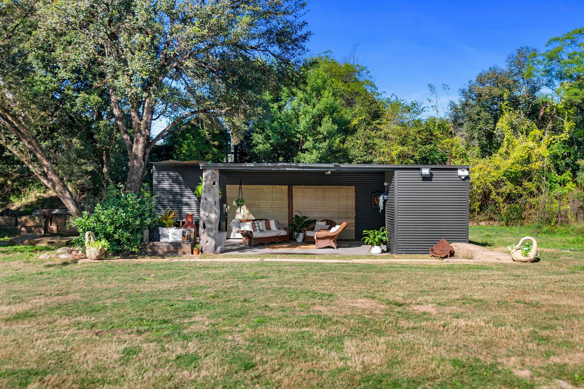 851 River Road, Lower Portland - Thumbnail 2