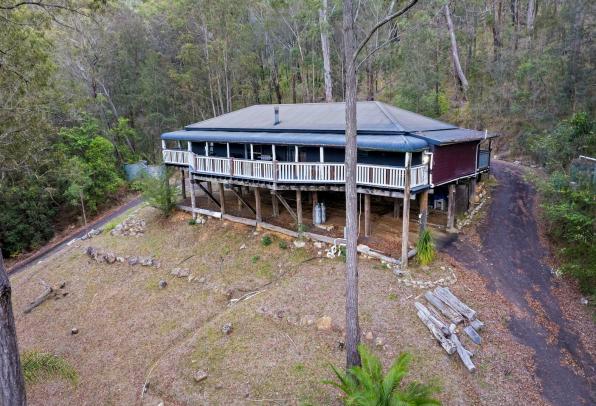 Private & Spacious 4 Bedroom Home