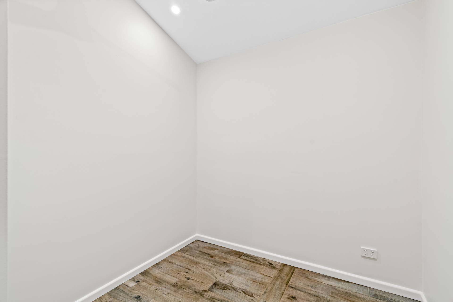 Villa 10, 2868 River Road, Wisemans Ferry - Thumbnail 8