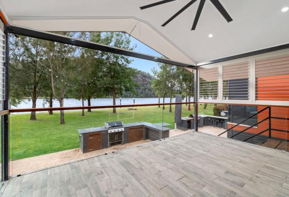 Modern Luxury Holiday Villa