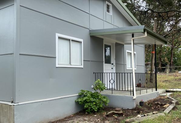Cosy cottage nestled in a rural setting