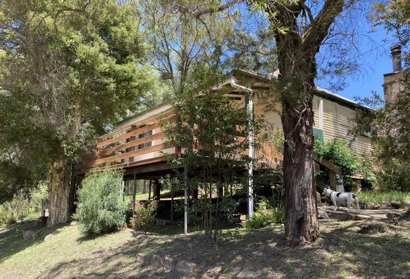 Cosy Character Cottage in a rural setting