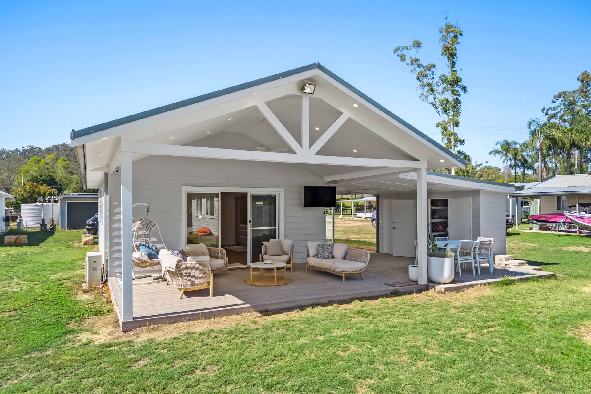 Cabin 17, 786 River Road, Lower Portland - Thumbnail 4